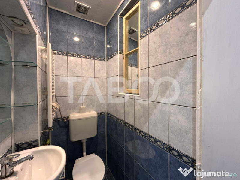 Apartament de vanzare cu garaj terasa 55 mpu zona Central Si
