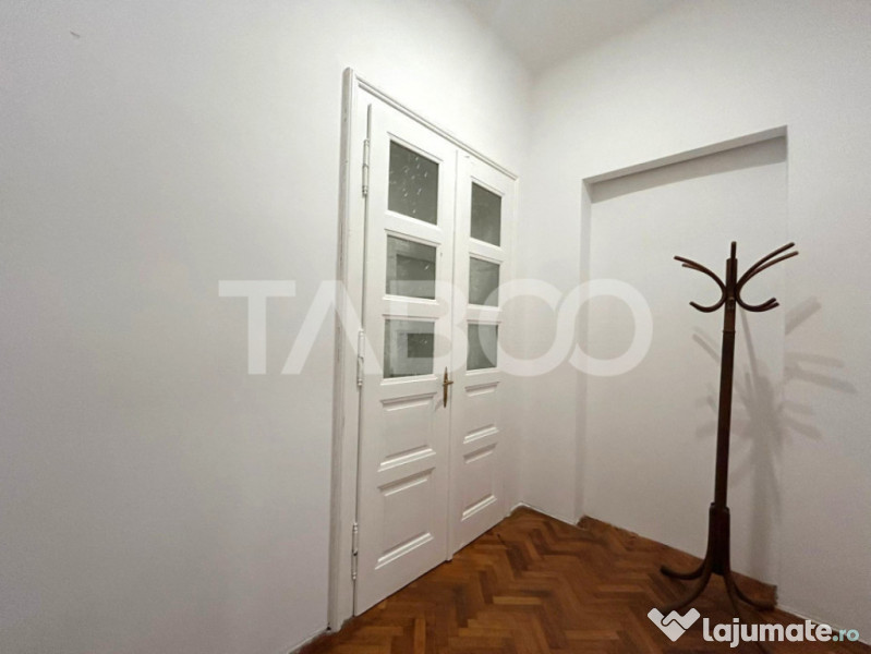 Apartament de vanzare cu garaj terasa 55 mpu zona Central Si