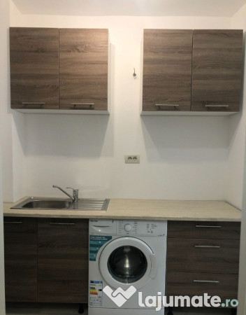 Garsoniera zona Coletina 