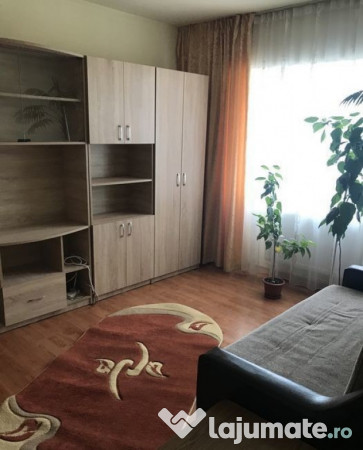 Garsoniera zona Piata Domenii 