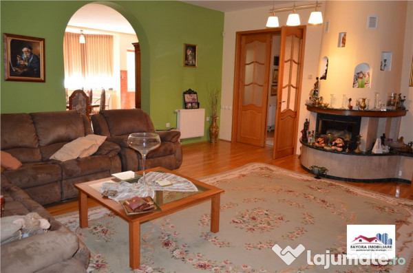 Casa Superba de Mobilata Lux in Sangeorgiu de Mures 