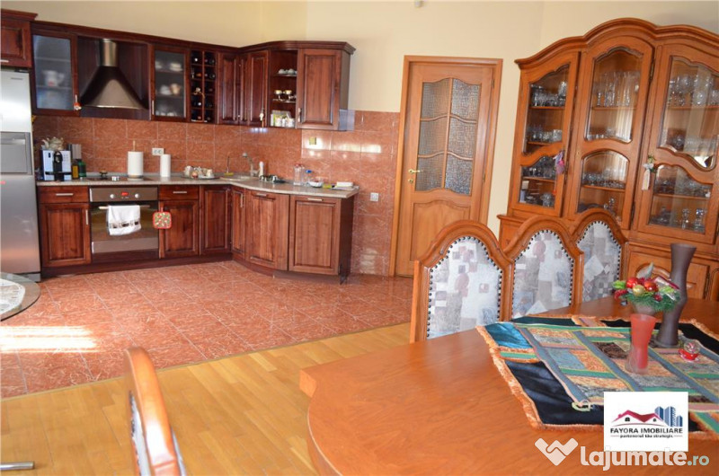 Casa Superba de Mobilata Lux in Sangeorgiu de Mures 