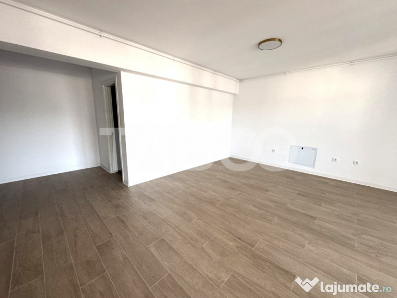 Apartament la cheie 54 mpu 2 camere balcon loc parcare Doamn 