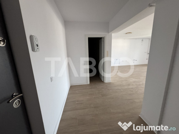 Apartament la cheie 54 mpu 2 camere balcon loc parcare Doamn 