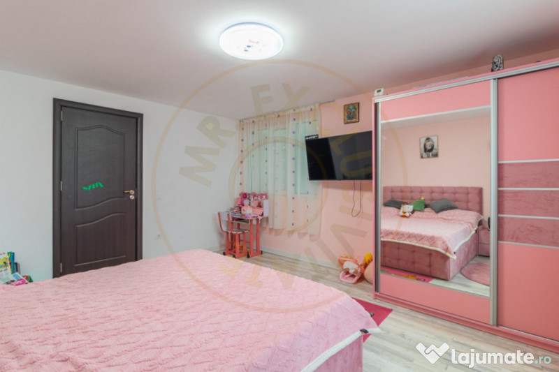 Casa 5 camere Domnesti-Teghes 