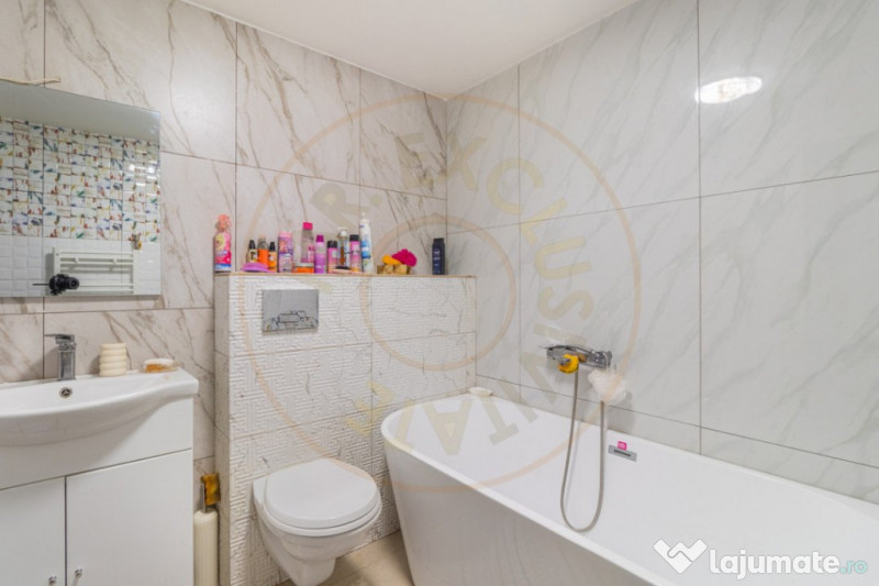 Casa 5 camere Domnesti-Teghes 