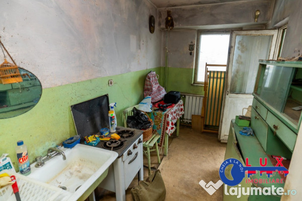 ID 3594 Apartament 3 camere *Zona Pelican 