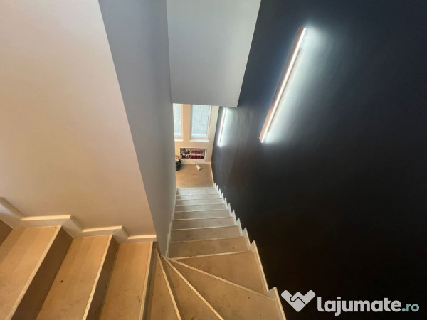 Duplex finisat, zona Terra 