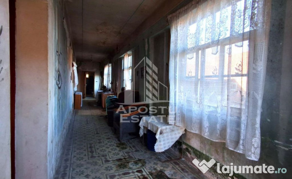 Casa de caramida in Tela si Teren Generos de 4320 mp 