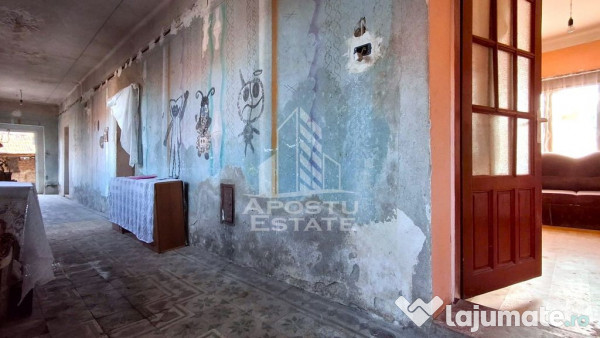 Casa de caramida in Tela si Teren Generos de 4320 mp 