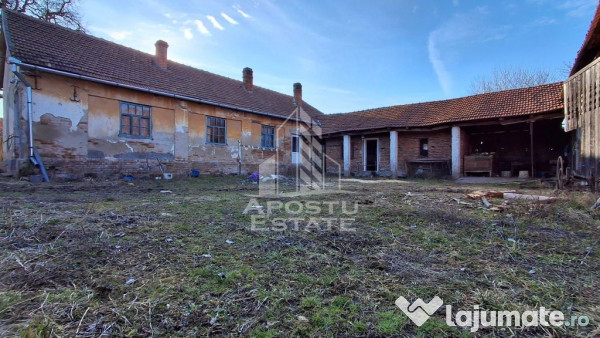 Casa de caramida in Tela si Teren Generos de 4320 mp 