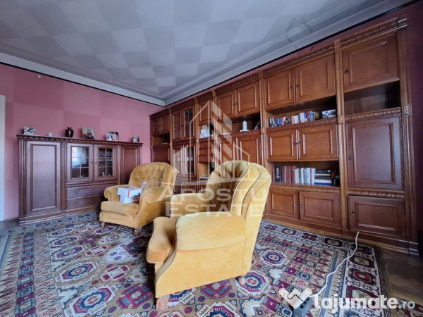 Apartament 4 camere, 180 mp construiti, zona Ultracentrala 