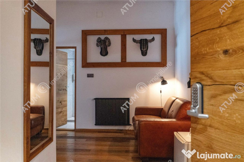 Doua studiouri renovate la etajul 1 zona Centrala/Pietonala 