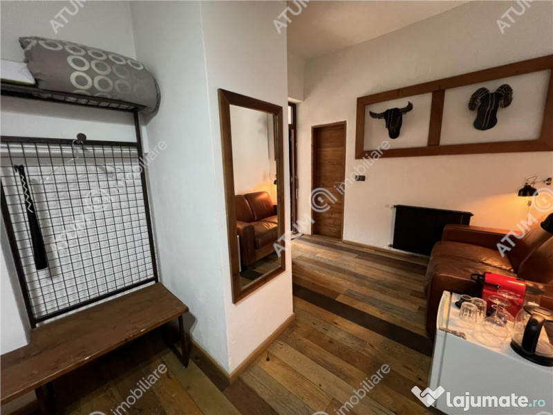 Doua studiouri renovate la etajul 1 zona Centrala/Pietonala 