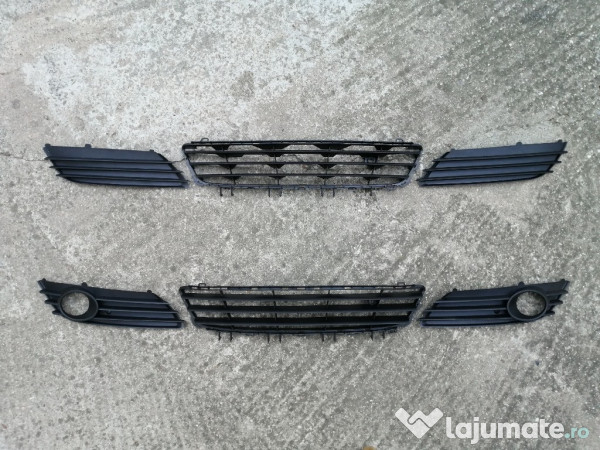 Grile din bara Opel Astra H