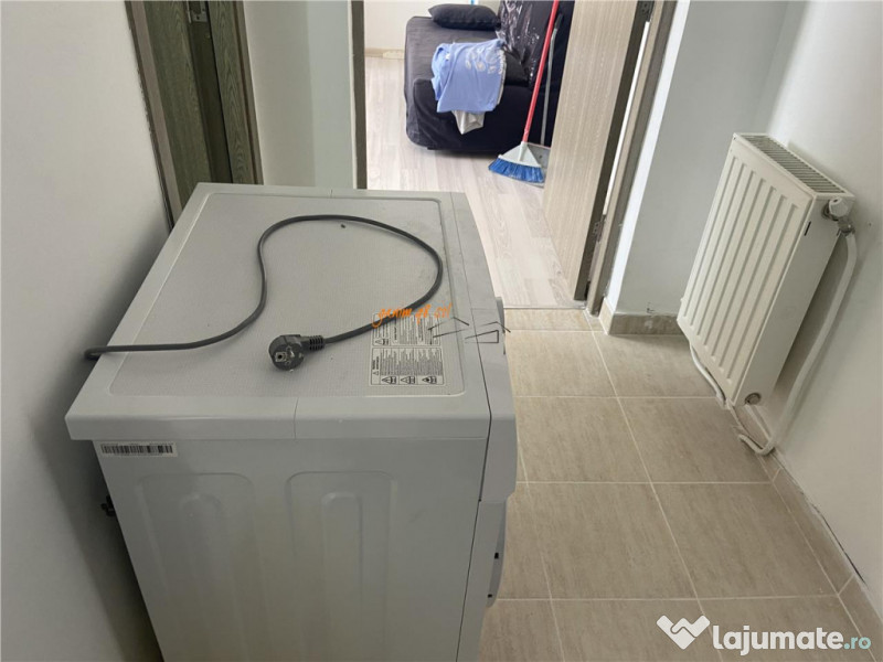 Garsoniera de inchiriat , cartier Sud , decomandata 37 mp ,