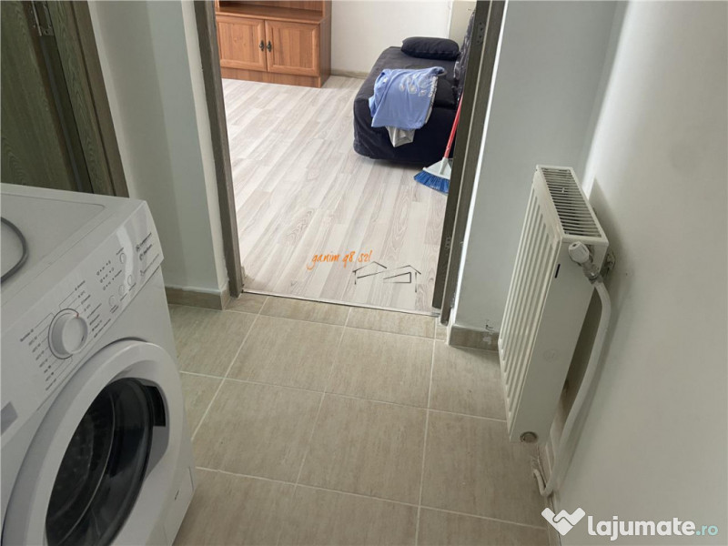 Garsoniera de inchiriat , cartier Sud , decomandata 37 mp ,