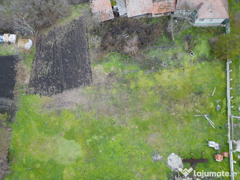 Teren intravilan in Peregu Mic