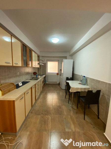 Apartament de 67mp/2 camere/parcare/zona LIDL Floresti 