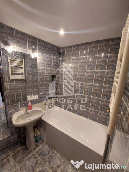 Apartament 3 camere , clima , centrala propirie ,zona Sag...