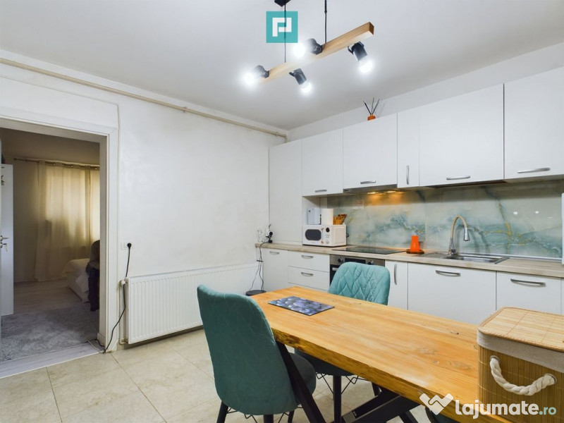 Apartament cu 2 camere la curte , renovat recent 