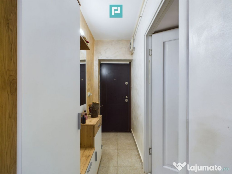 Apartament cu 2 camere la curte , renovat recent 