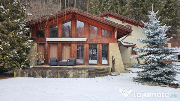 Vilă de lux cu 4 camere de vânzare în Câmpulung Moldo... 