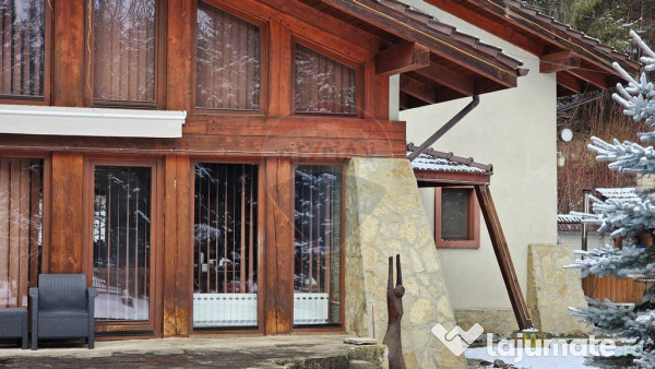 Vilă de lux cu 4 camere de vânzare în Câmpulung Moldo... 