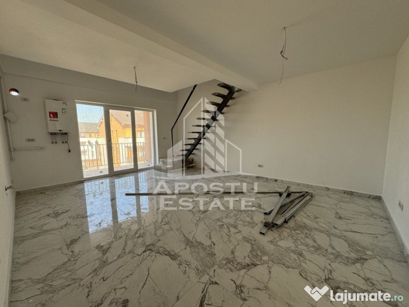Penthouse cu scara interioara deosebita, 3 camere si 2 ba...