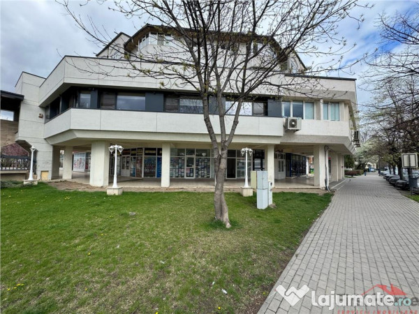 Sp comercial Teatru intersectie, zona 0, vitrina, 22 mp, pe