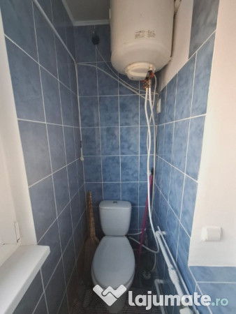 Spre vanzare 1 camera in zona Astra 