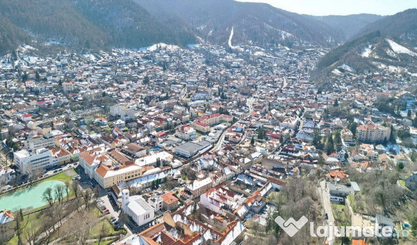 Cladire Ultracentral, multifunctionala 