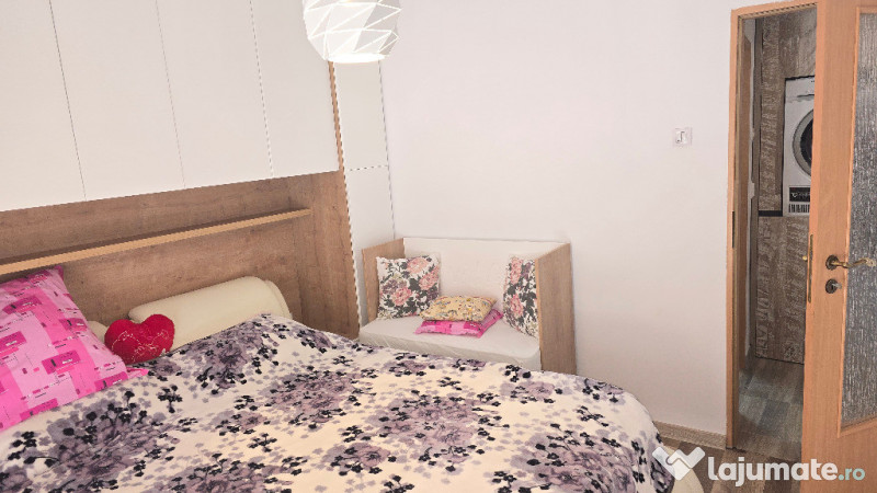 Vand apartament 2 camere decomandat in Deva, 22 Decembrie, mobilat