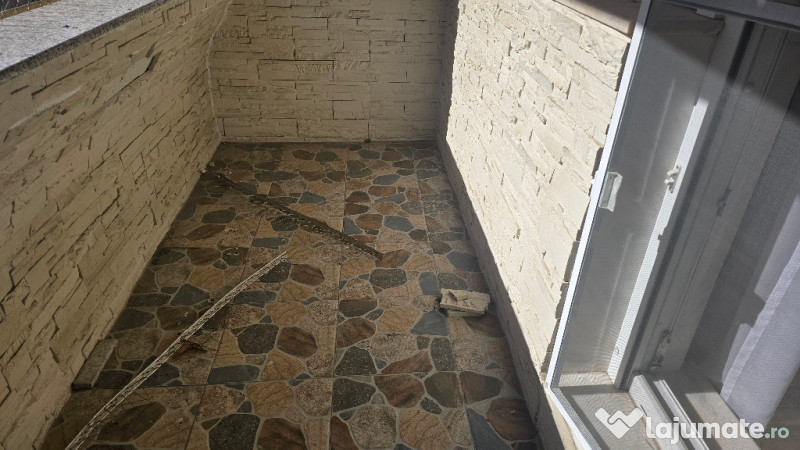 Vand apartament 2 camere decomandat in Deva, 22 Decembrie, mobilat