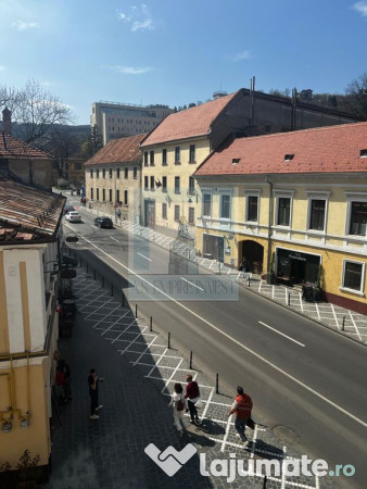 Apartament 3 camere, 94 mp utili-zona CentruI Istoric