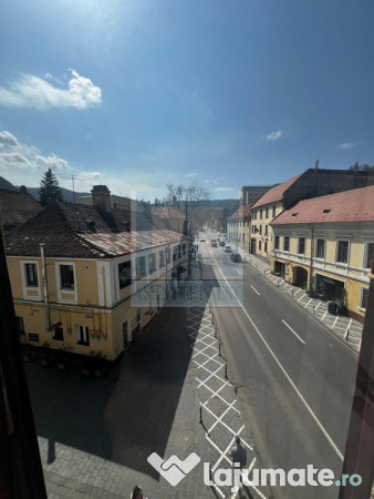 Apartament 3 camere, 94 mp utili-zona CentruI Istoric