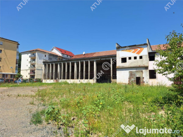 Spatiu cu suprafata de 500 mp si teren de 1159 mp in zona St 