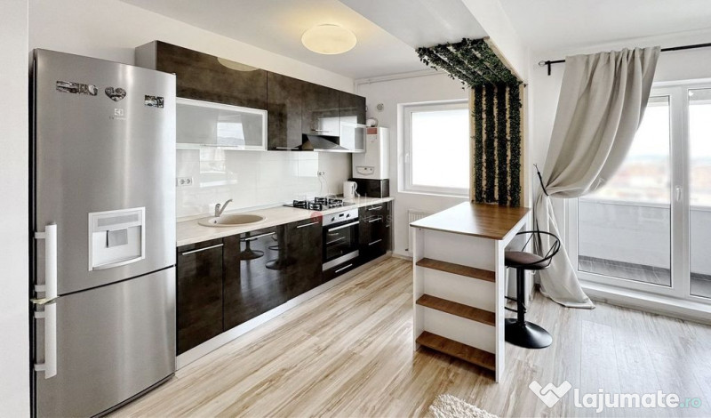 Priveliste Deosebita, Disponibil din 1 septembrie