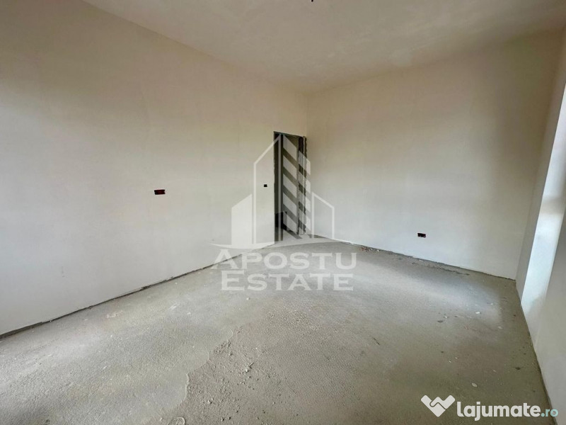 Apartament cu 2 camere, etaj intermediar, decomandat, Giroc