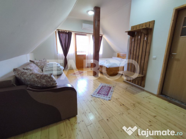 EXCLUSIVITATE - Casa 9 camere 615 mpu 9 bai 3600 mp teren in 