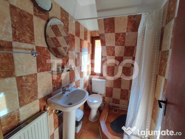EXCLUSIVITATE - Casa 9 camere 615 mpu 9 bai 3600 mp teren in 