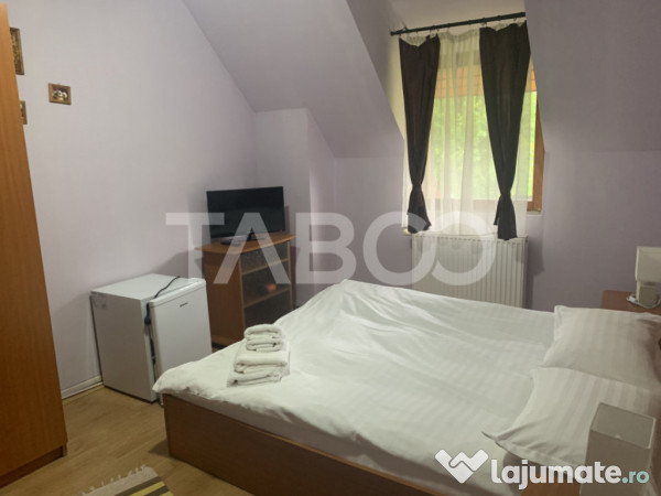 EXCLUSIVITATE - Casa 9 camere 615 mpu 9 bai 3600 mp teren in 