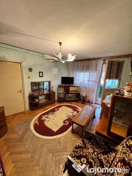 Apartament 2 camere semi-decomandat CENTRAL