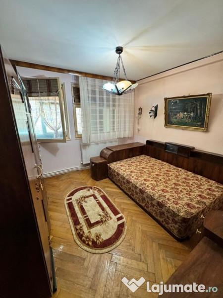 Apartament 2 camere semi-decomandat CENTRAL