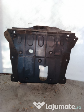Scut motor metalic Dacia Duster 1.6 Benzina 2019
