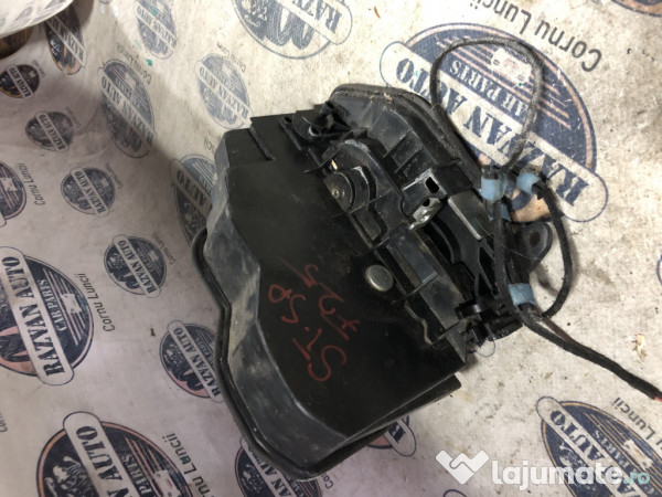 Broasca stanga spate BMW X3 F25 2014