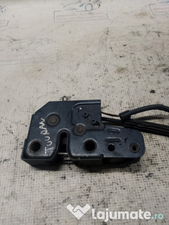 Broasca capota Volkswagen Touran 2006