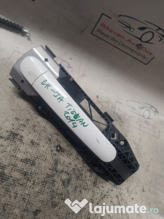 Maner exterior dreapta fata Volkswagen Tiguan 2014