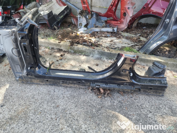 Prag stanga tabla BMW Seria 4 F36 2016