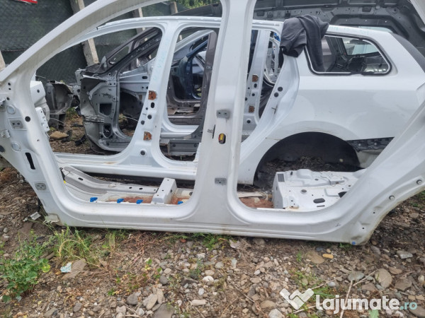 Prag stanga tabla Opel Grandland - Motorina 2018